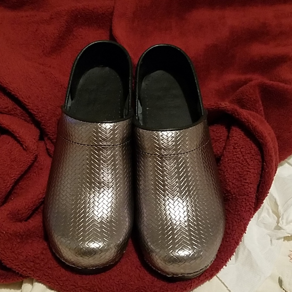 Brand new dansko shoes st 36